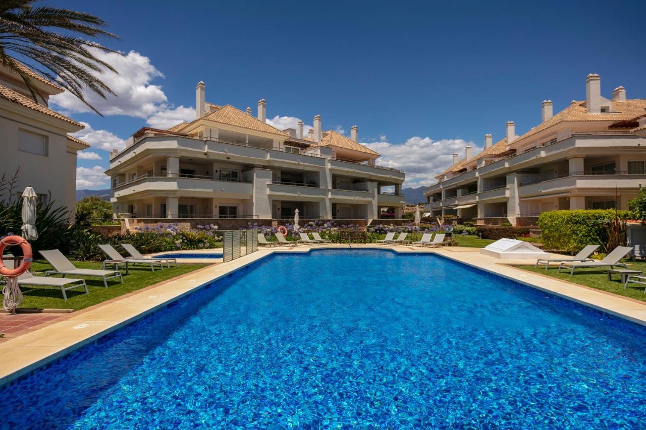 Appt 401-3-Bed-Heaven Beach-Paseo-All Year Heated Pool-Free Bikes Estepona Luaran gambar